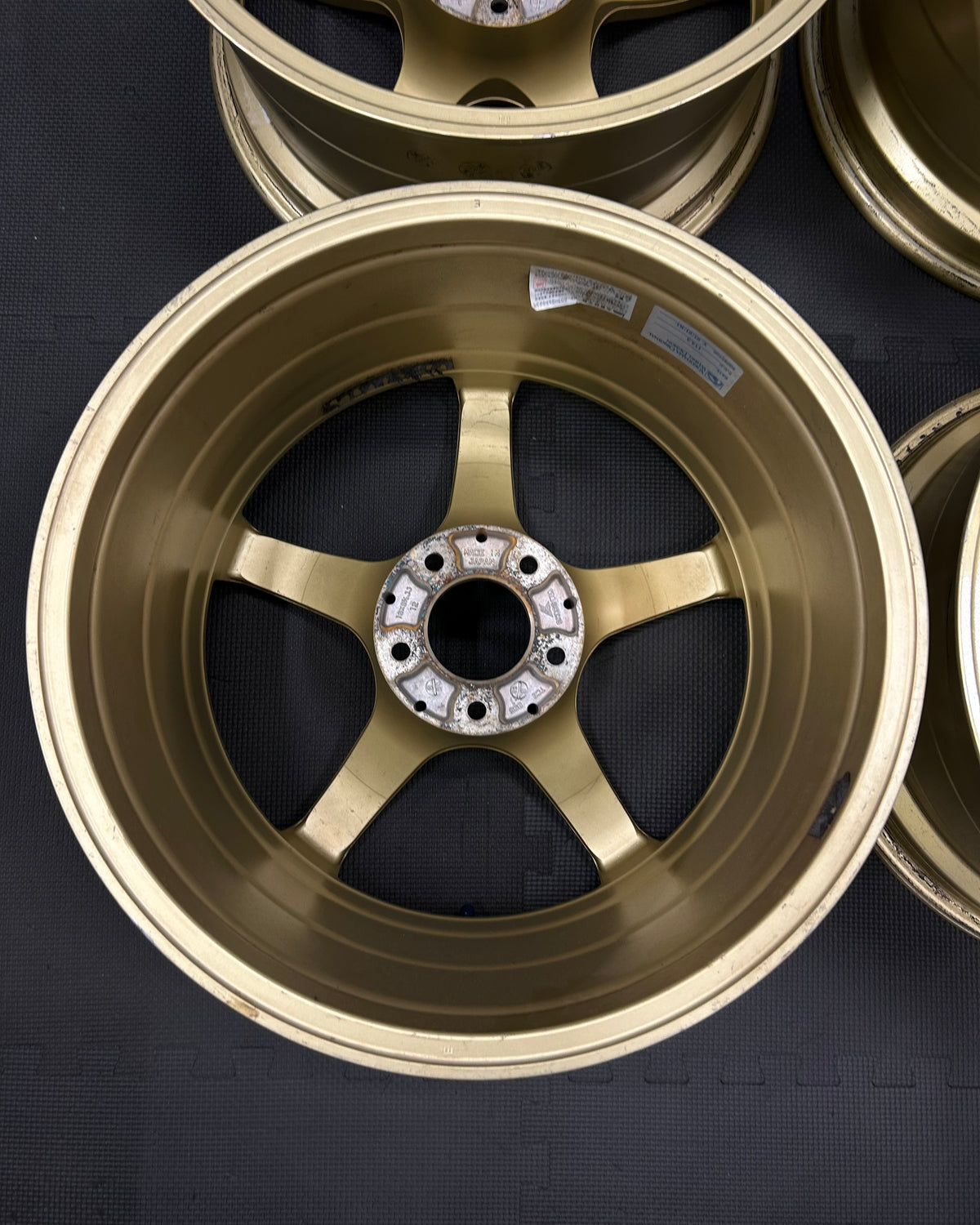 Advan TC II - 18", 9.5J, +12