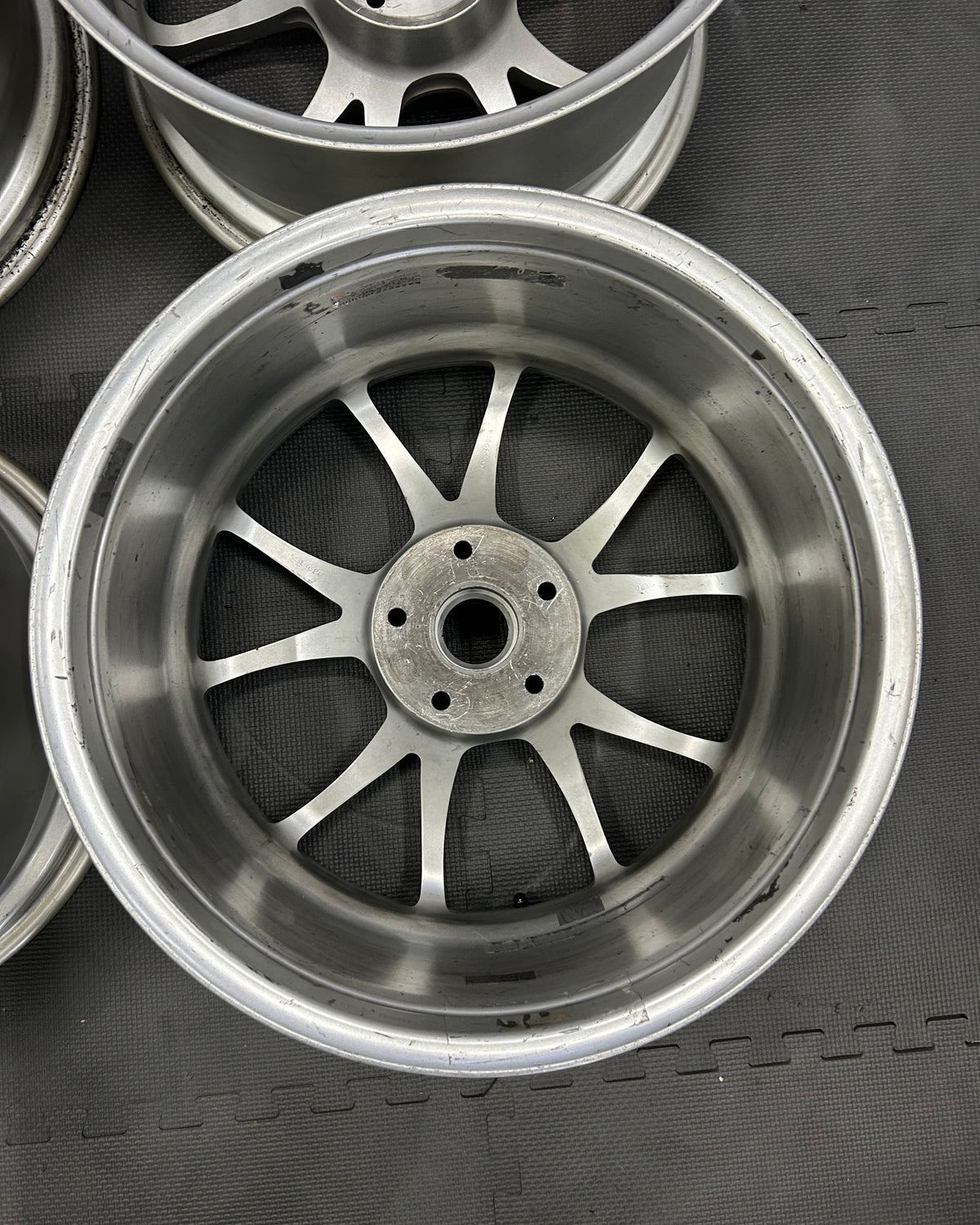 TWS Motorsport T66-F (18")