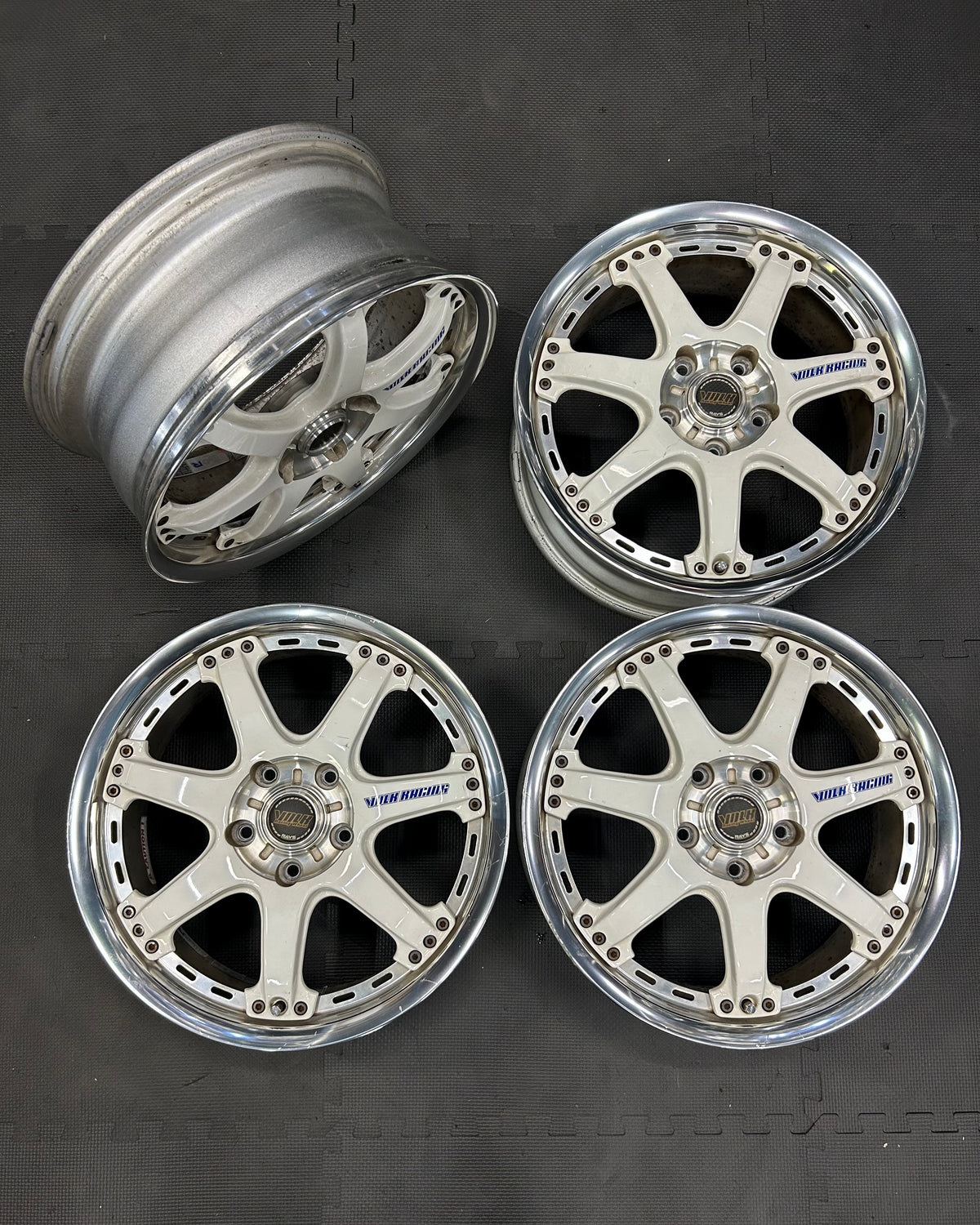 Rays Volk Racing GT-7 (17x7J, +49)