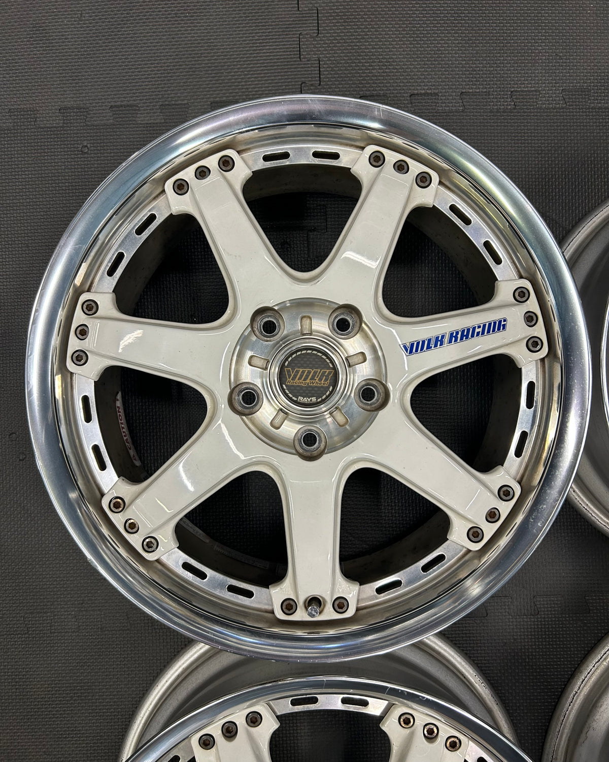Rays Volk Racing GT-7 (17x7J, +49)