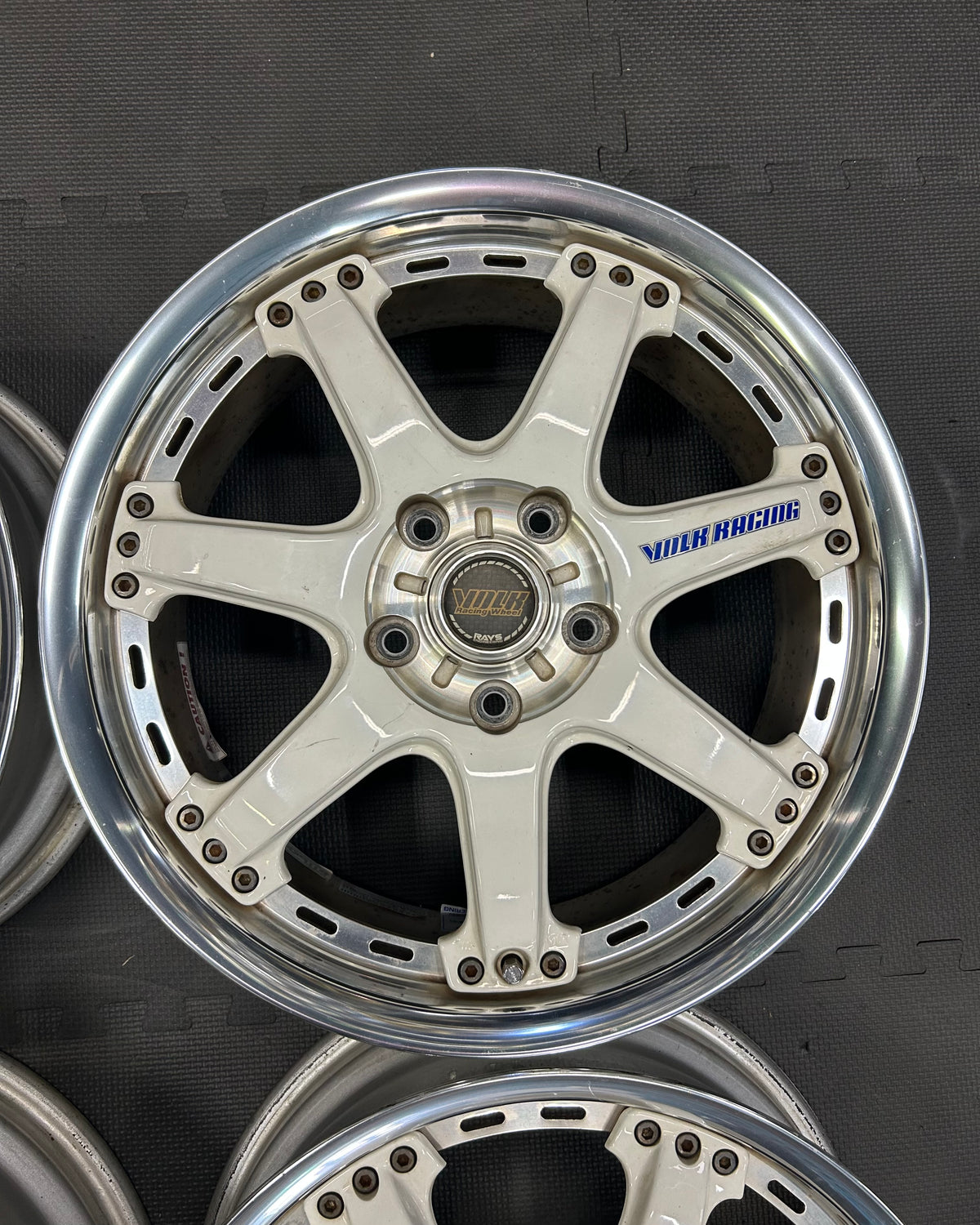 Rays Volk Racing GT-7 (17x7J, +49)