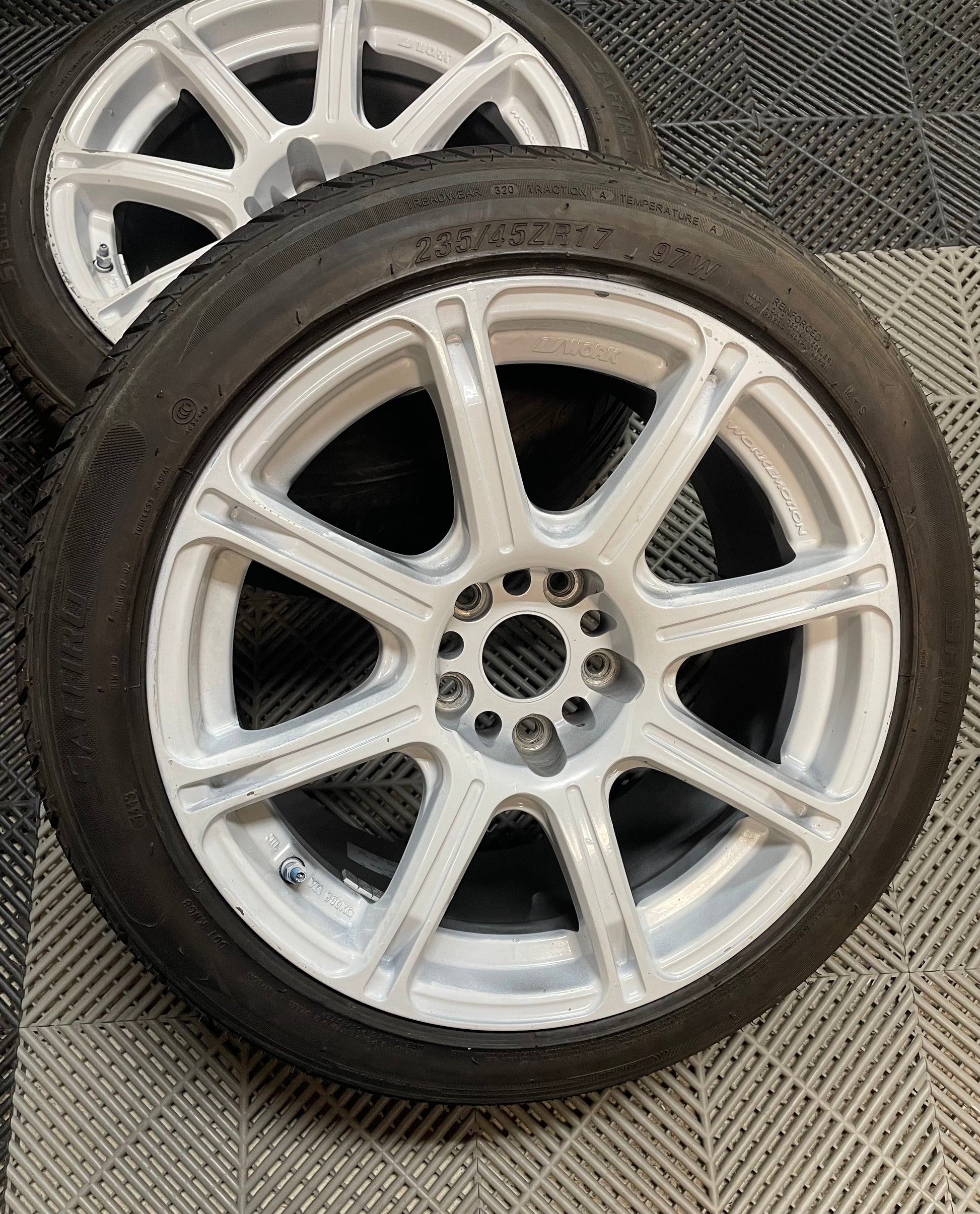 Xc8 Rims Work Emotion XC8 – First Joyce