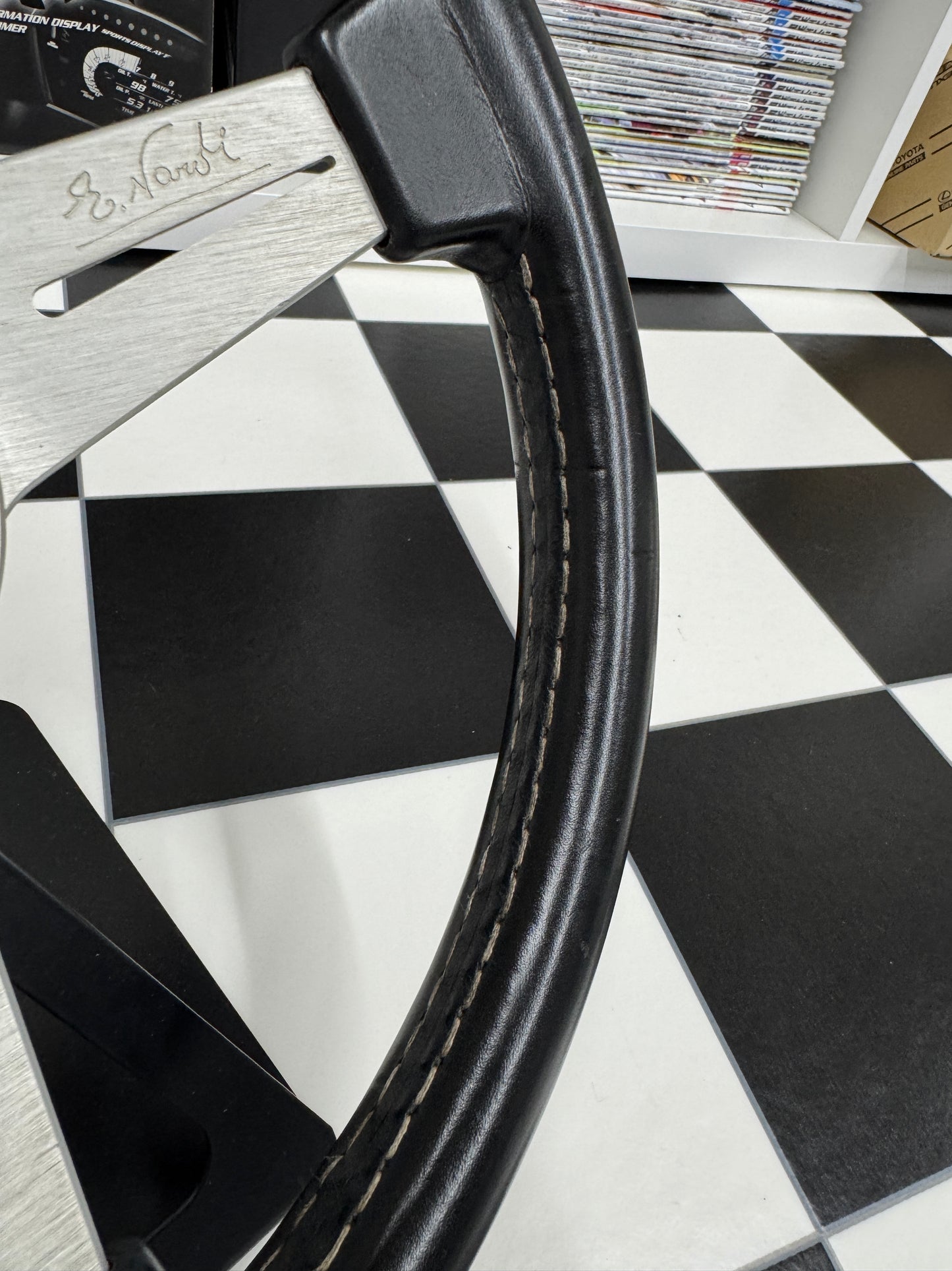 Nardi Classic 330mm