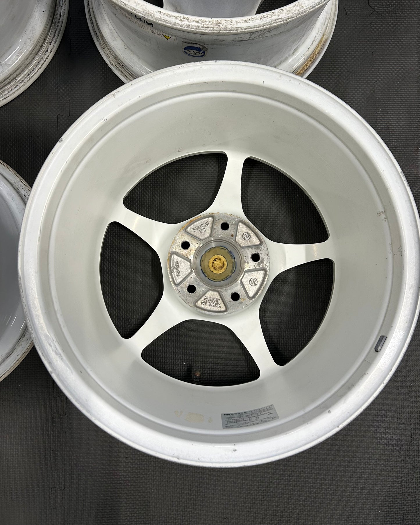 ENKEI Racing RP01 (17")